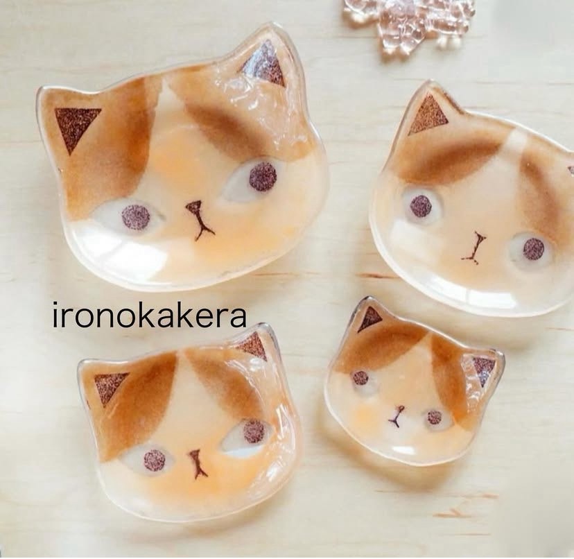 飾れるお皿（猫）